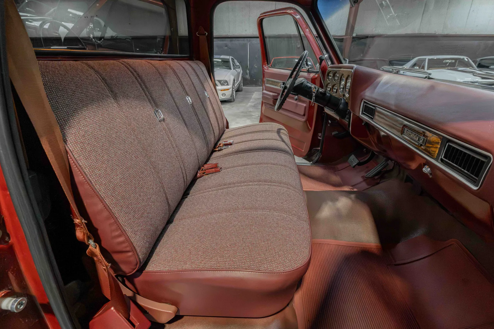 15_1976-Chevrolet-C10-Rosedale Red-212965-48.jpg